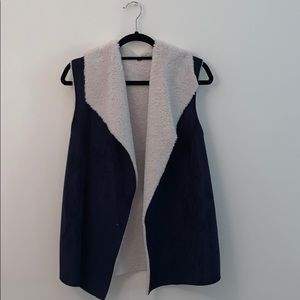 Blue vest with fur inside